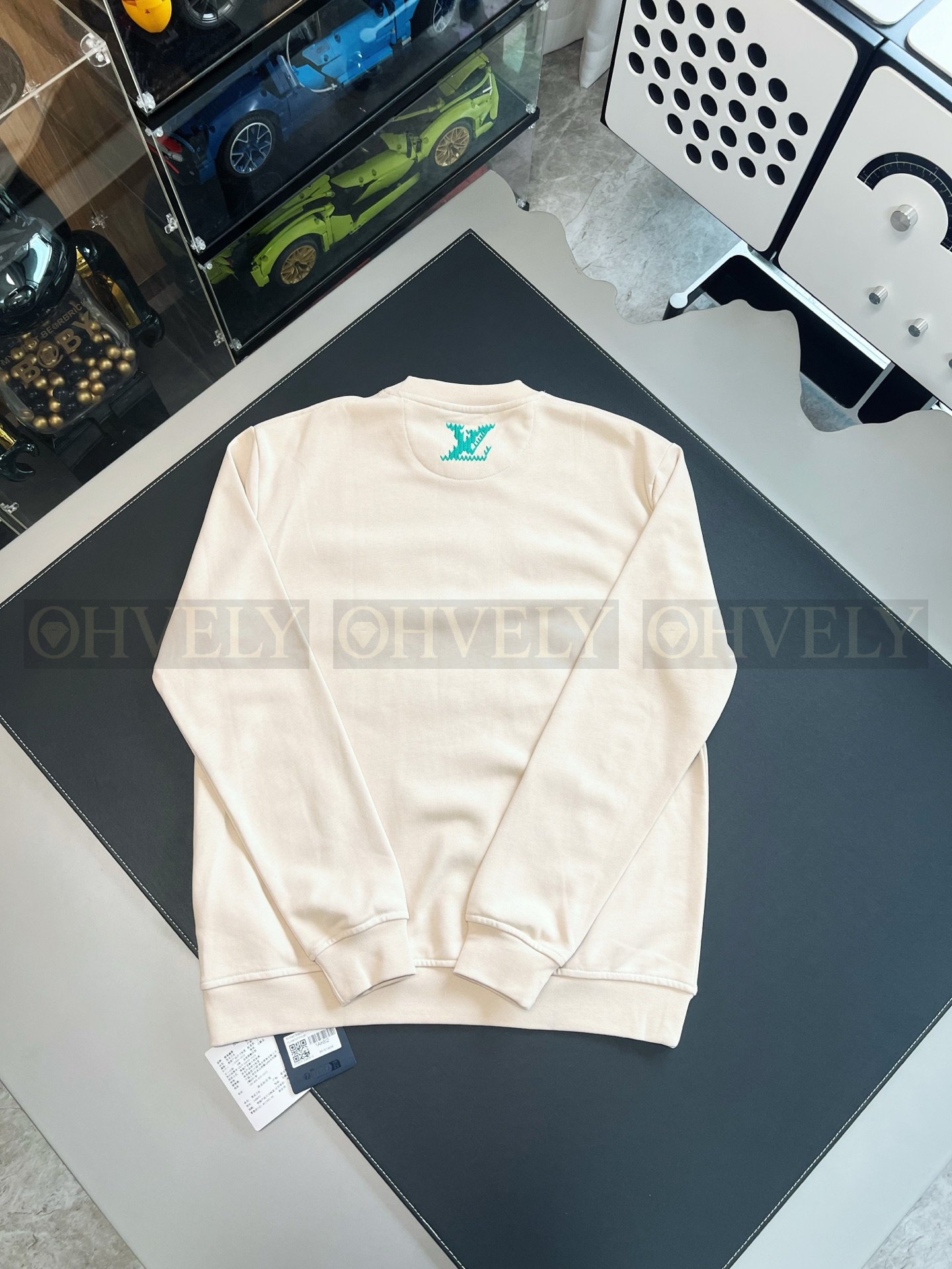 【 ZP버전 】LV 마르크 자수 로고 맨투맨 상품 썸네일