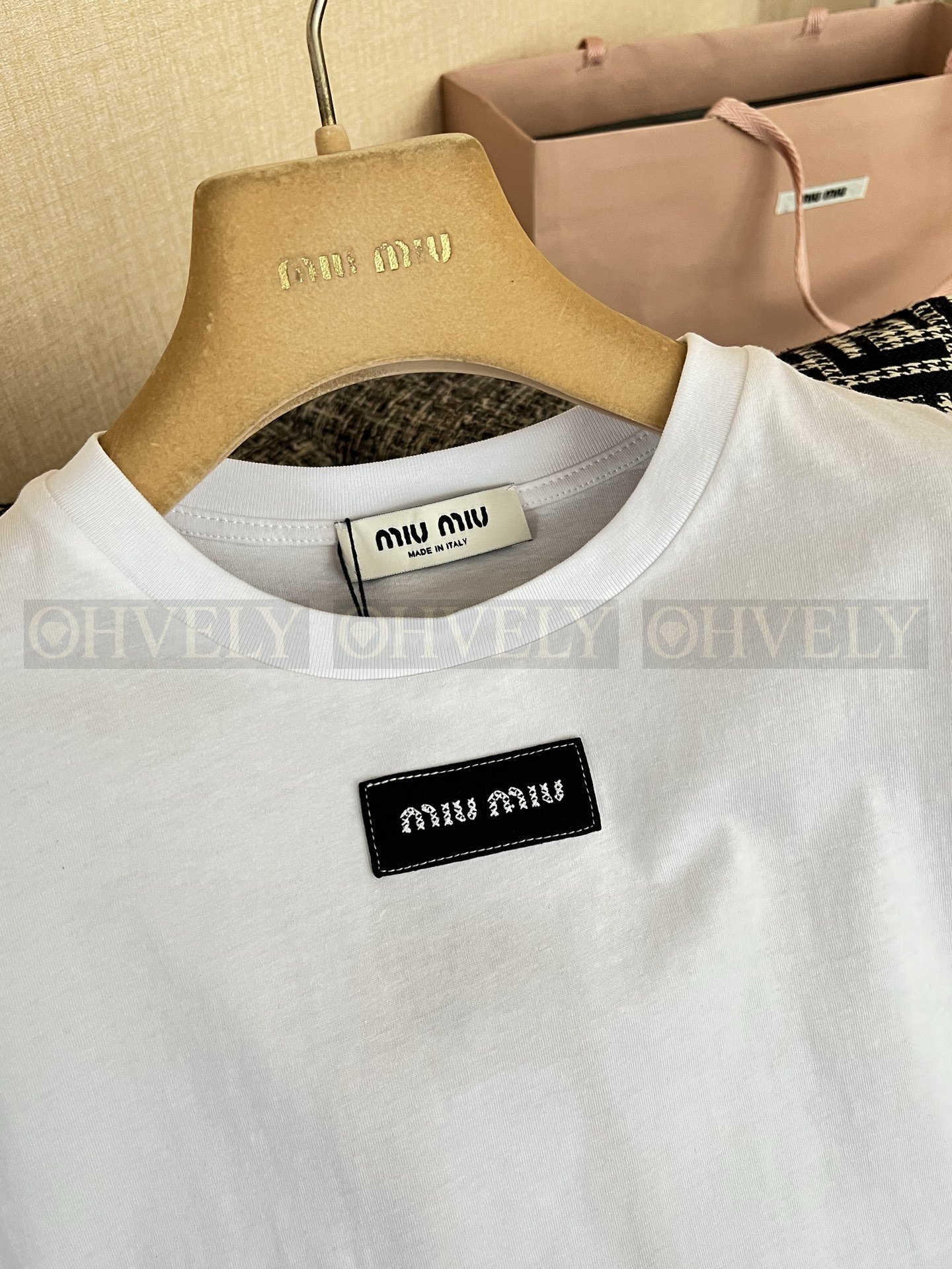 【 ZP버전 】MIU 신형 블랙 라벨 반팔 티셔츠 상품 썸네일
