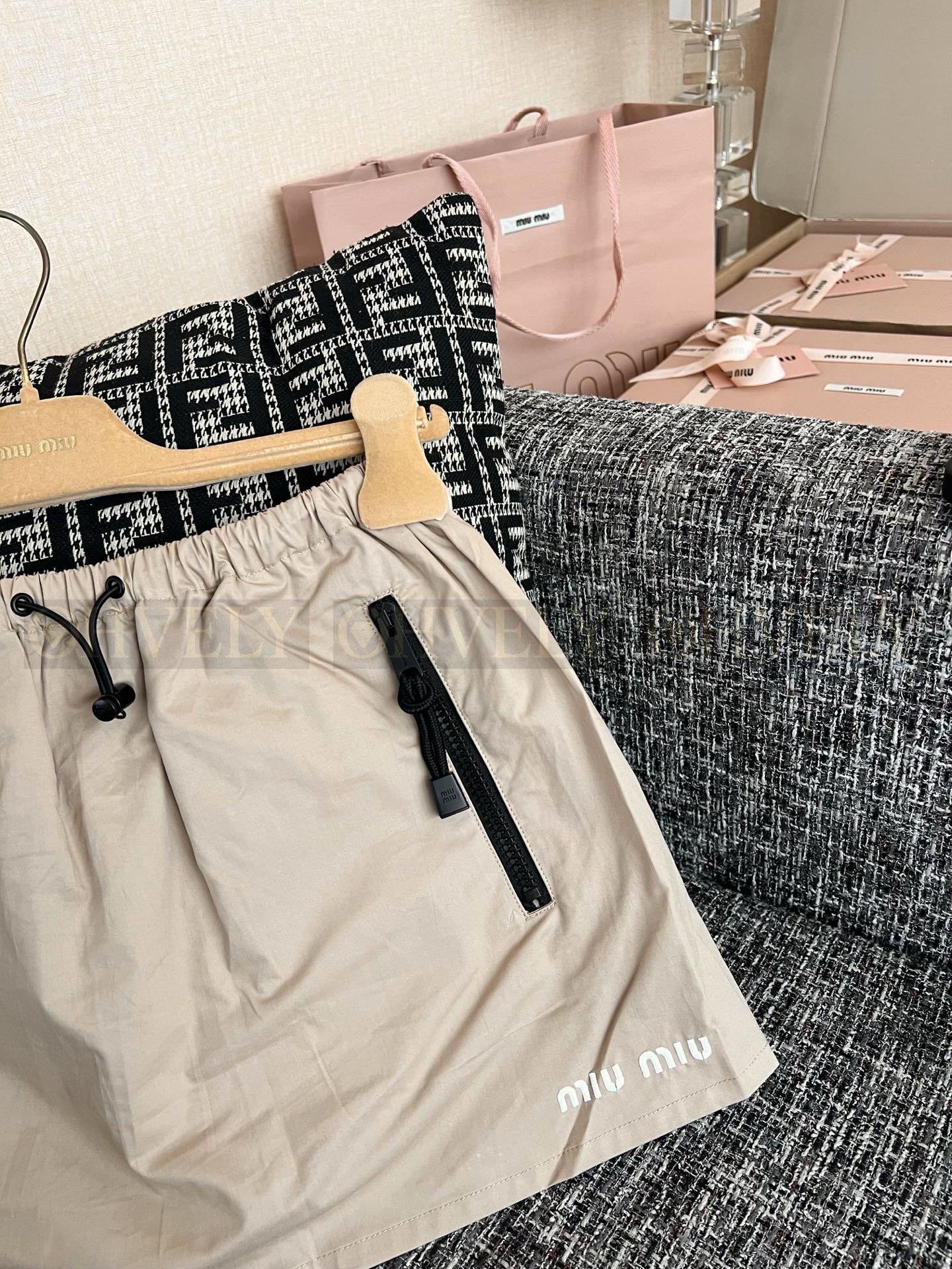 【 ZP버전 】MIU 카키 캐주얼 스커트 상품 썸네일