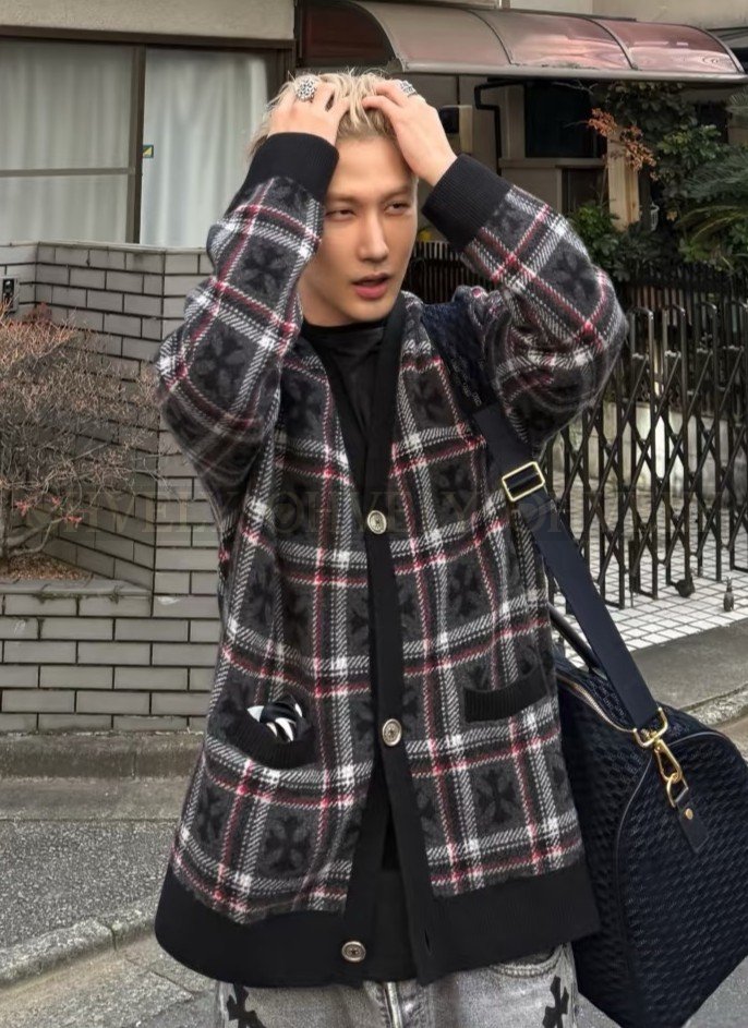【 ZP버전 】크롬하츠 체크 크로스 니트 가디건 상품 썸네일