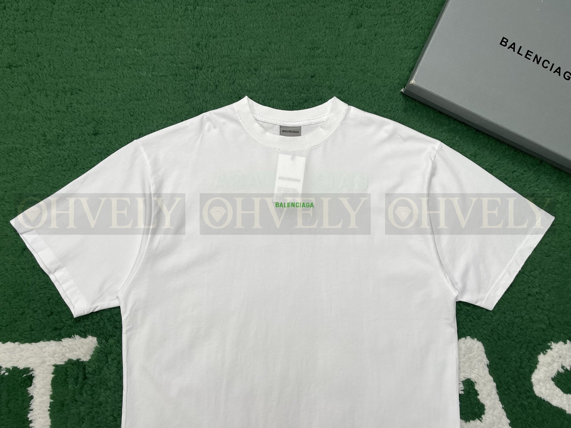 【 ZP버전 】BAL 미디엄핏 백 로고 반팔 티셔츠 상품 썸네일