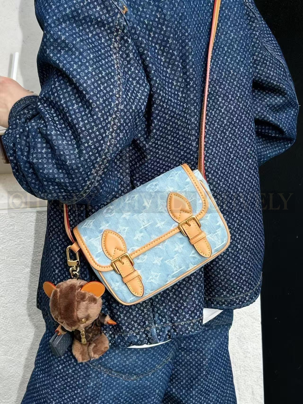 【 ZP버전 】LV 리플렉티브 나노그램 집업 데님 자켓 상품 썸네일