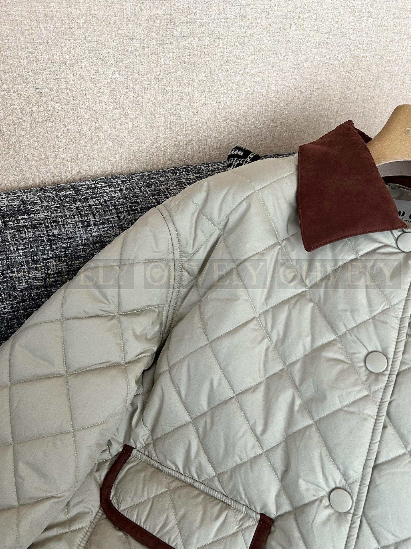 【 ZP버전 】MIU 퀸팅 파이핑 아우터 자켓 상품 썸네일
