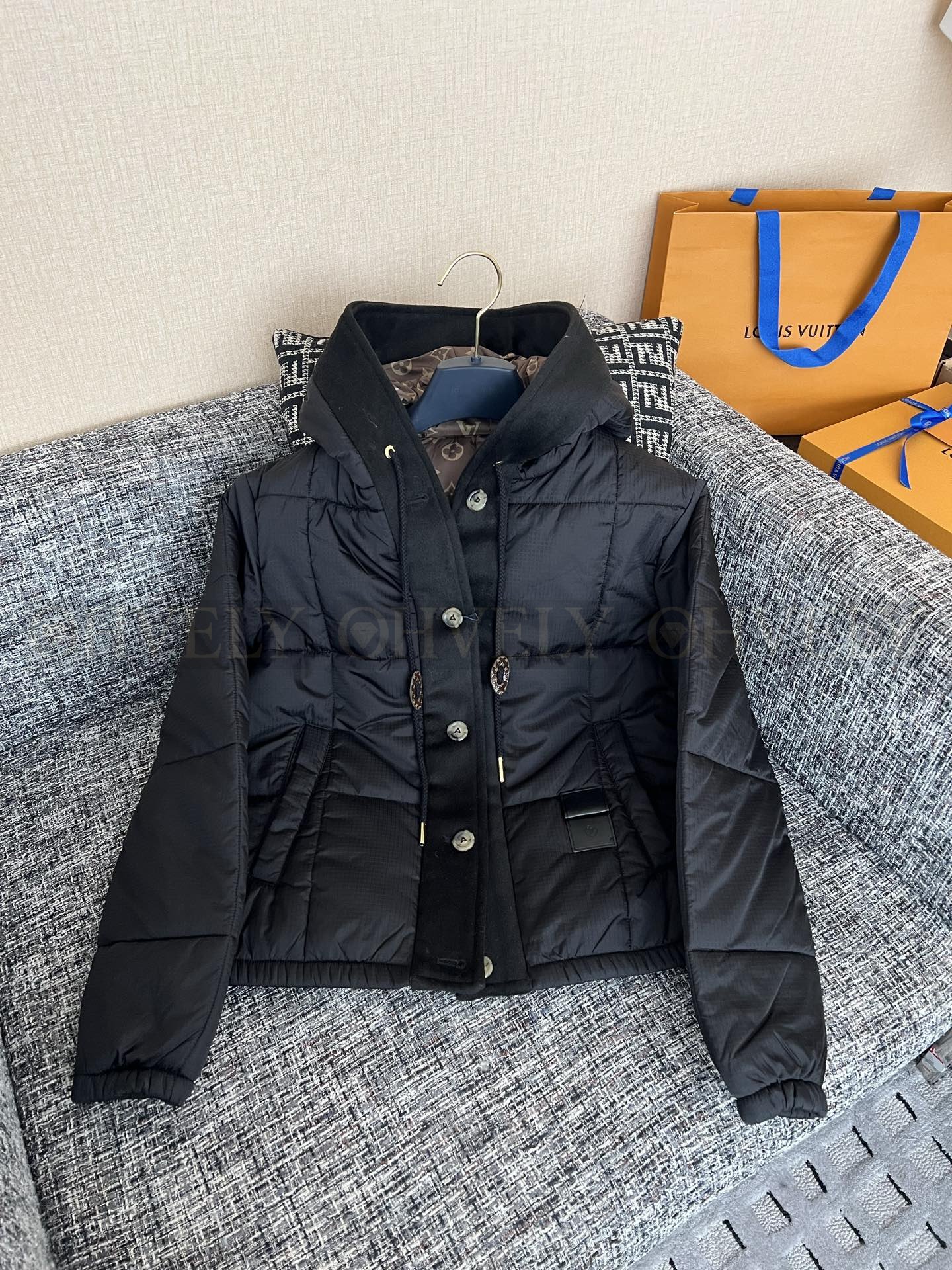 【 ZP버전 】LV 립스탑 퀼팅 후드 자켓 상품 썸네일