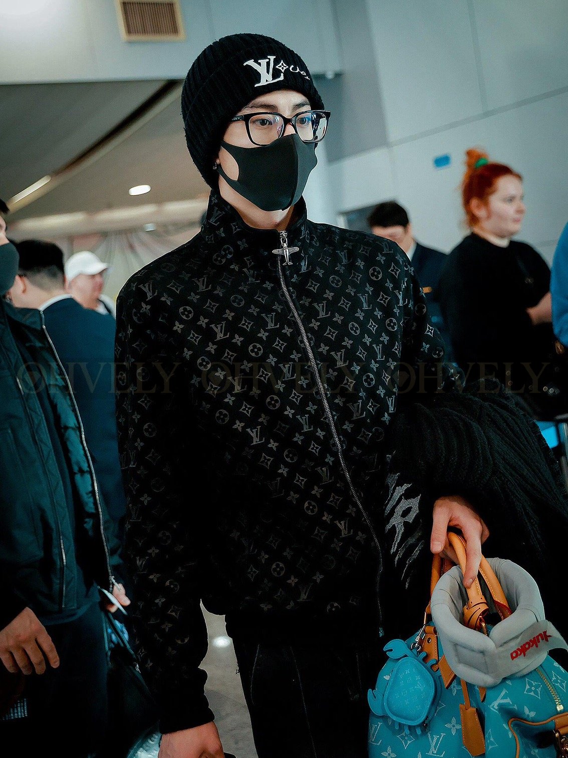 【 ZP버전 】LV 엔보싱 엠보 스웨이드 하이넥 레더 자켓